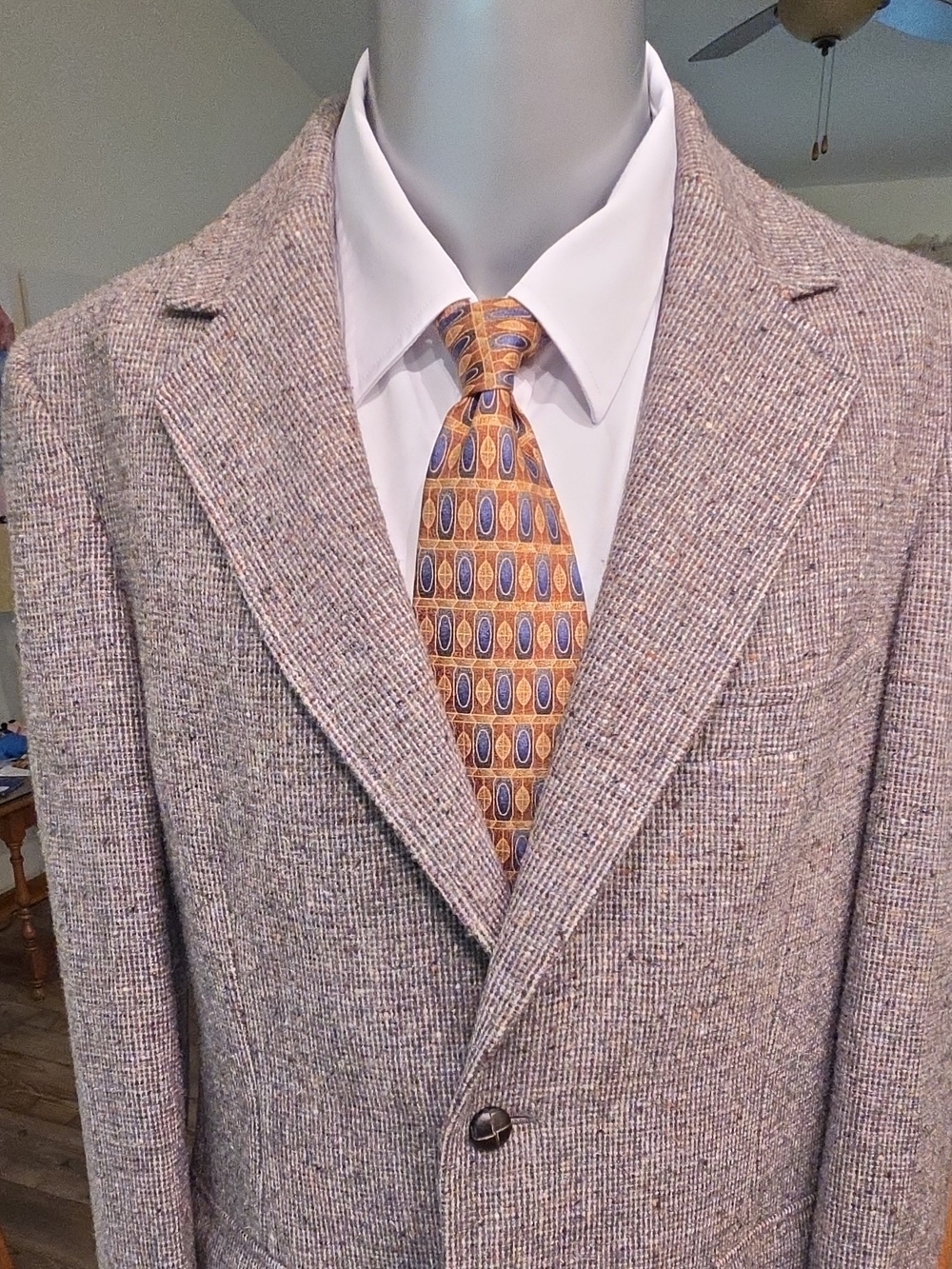 Vintage Pendleton Brown Tweed Sport Coat with Subtle Herringbone Texture
